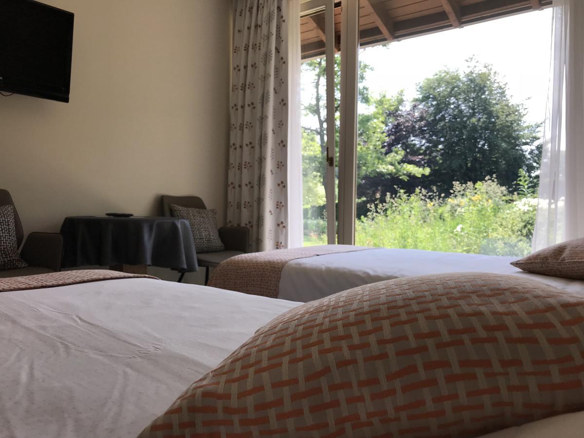 B&B ラ ロマンス デュ ラック ロベールヴィル エクステリア 写真